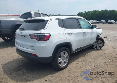 2022 Jeep Compass Latitude 4X4 from USA, damaged, VIN 3C4NJDBB9NT131396